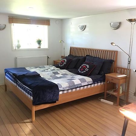 Rum I Villa - Kaerleksudden Norrtaelje Esterno foto